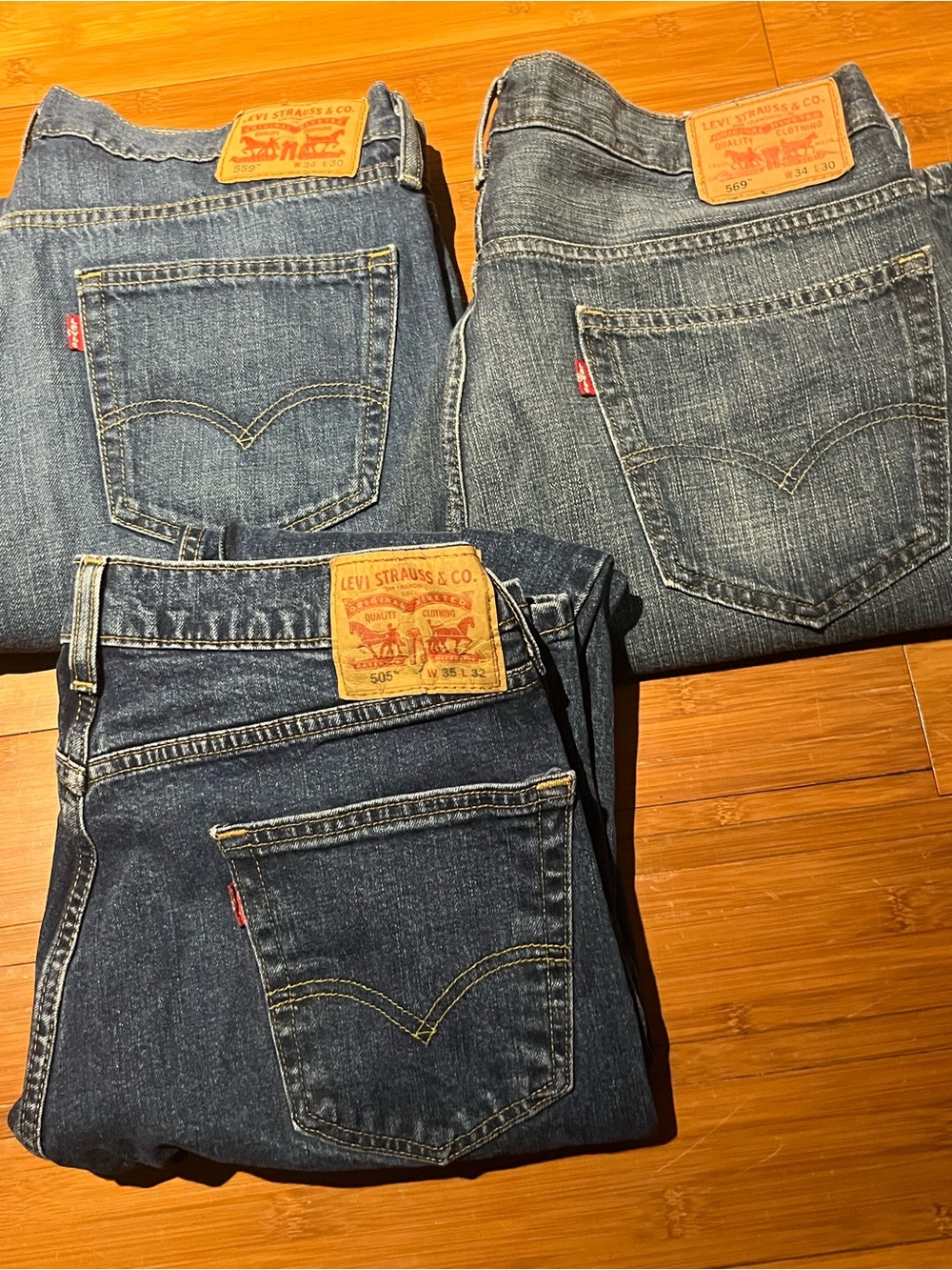 Lot of 3 Levis 505 559 569 Men’s Jeans 34x30 35x32 mix sizes